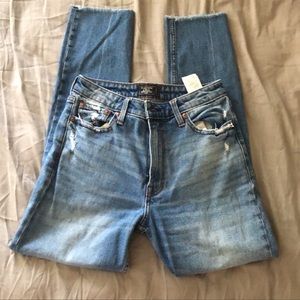 They’re too small for me. Someone else would love these. I just poshed them!